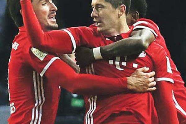 Bayern Munich igualoacute pero sigue siendo liacuteder