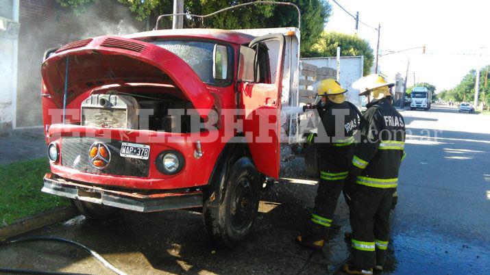 Se incendió un camión en Frías