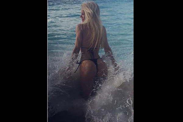 Luciana Salazar no se priva de nada hizo lo que mejor sabe hacer- topless y fotos hot