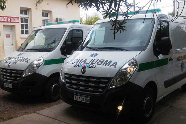 Fueron entregadas dos ambulancias 0 km en Fernaacutendez y Taboada