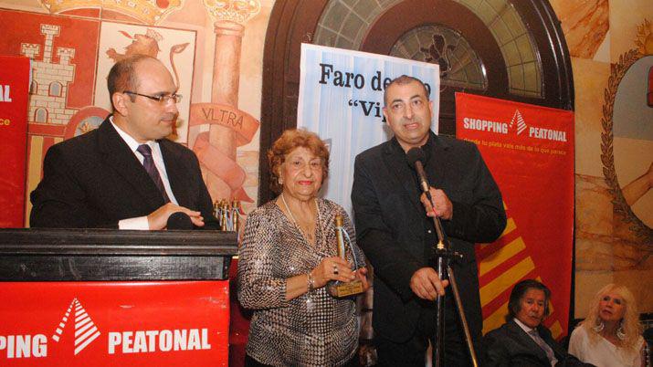 Actor y empresario santiaguentildeo distinguido en Mar del Plata