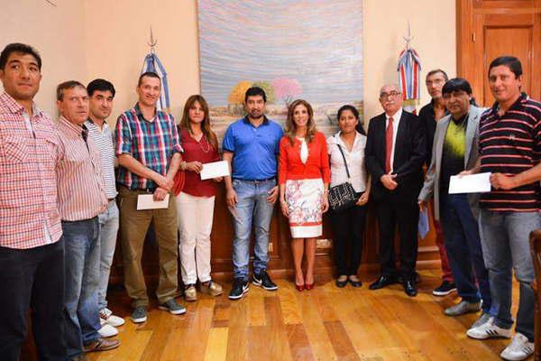 El Gobierno dio una gran mano solidaria