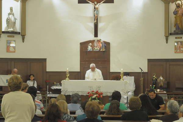La comunidad honra  hoy a Santa Rita de Casia  en su fiesta mensual