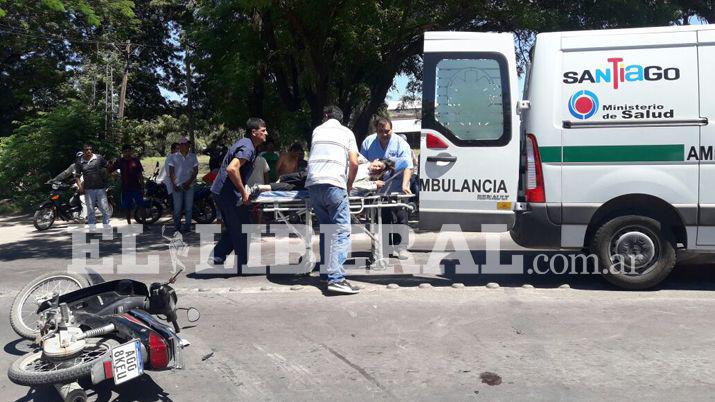 Fuerte choque de motos dejoacute dos personas lesionadas