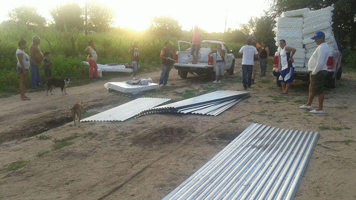 Gobierno asiste a familias santiagueñas