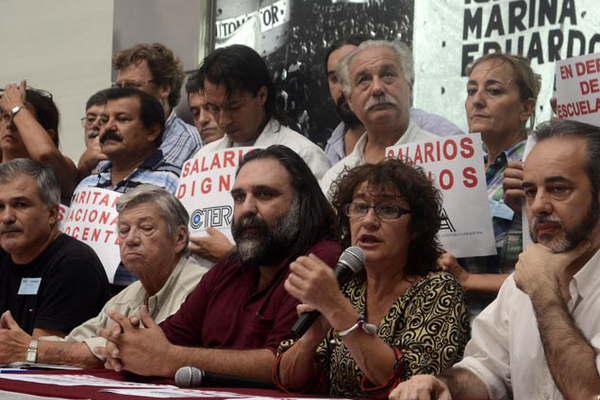 Sin acuerdo salarial en la Nacioacuten los docentes anunciaron un paro