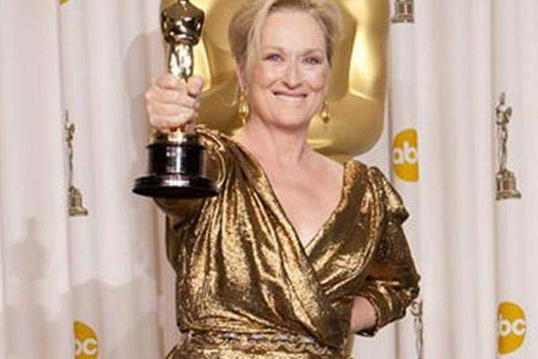 Chanel no quiere pagarle a Meryl Streep por lucir su vestido en la gran fiesta de Hollywood 
