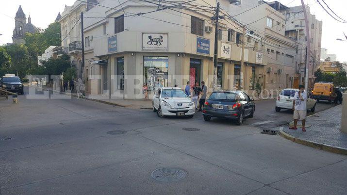 Un fuerte choque produjo caos en pleno centro