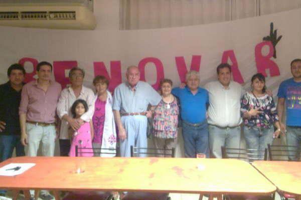 Renovar se presentoacute como nuevo espacio poliacutetico en Santiago del Estero