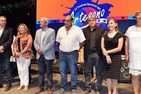 Los Manseros confirmaron su enorme llegada al puacuteblico en Ojo de Agua