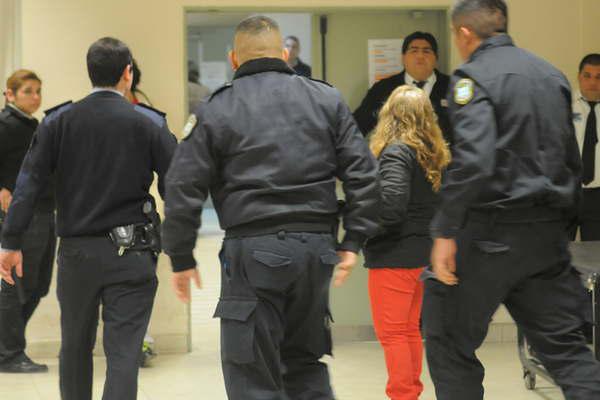 Despueacutes de una fiesta de 15 el propio primo le pegoacute un tiro en la cabeza