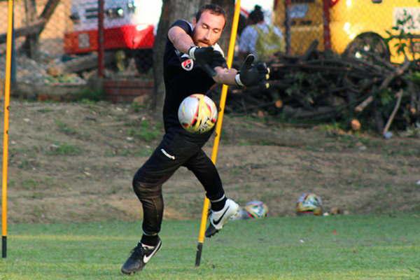 El uruguayo Etulain seraacute el reemplazante de Perafaacuten