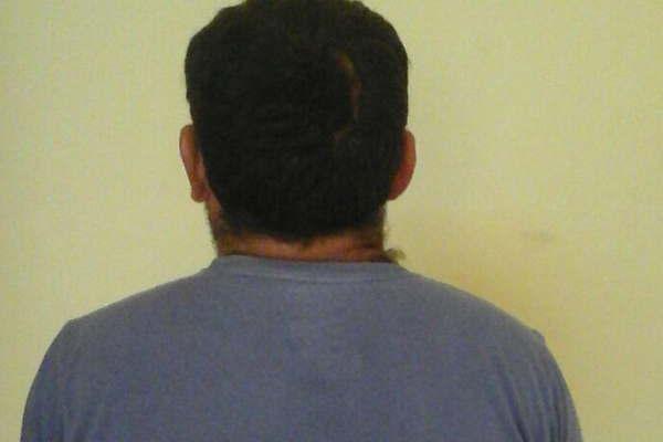 Drogado intentó matarse utilizando un cuchillo