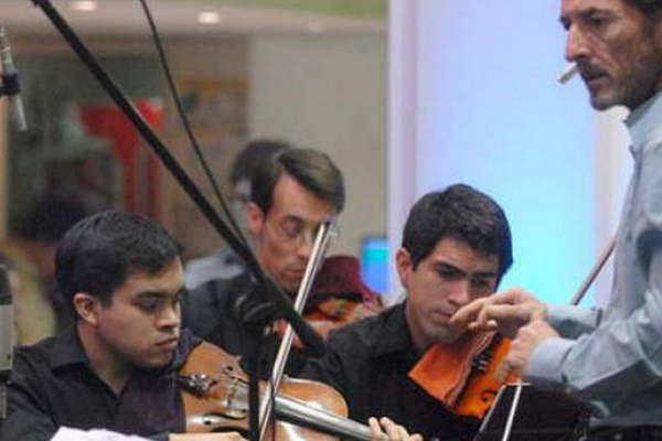 Invitan a santiaguentildeos a integrar la Orquesta Estable de la Unse