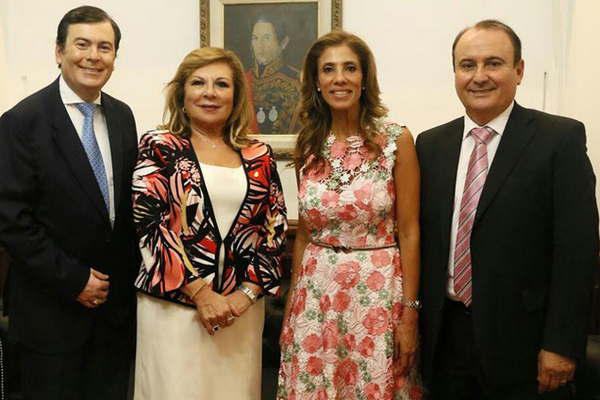 La gobernadora y el senador Zamora participaron de la Asamblea Legislativa