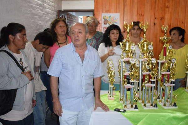 Antildeatuya entregoacute los premios a los ganadores del Corso Municipal 2017