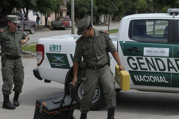 Gendarmeriacutea realizoacute dos allanamientos 