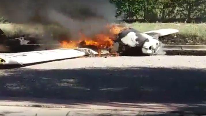 Una avioneta se estrelloacute en el patio trasero de una vivienda