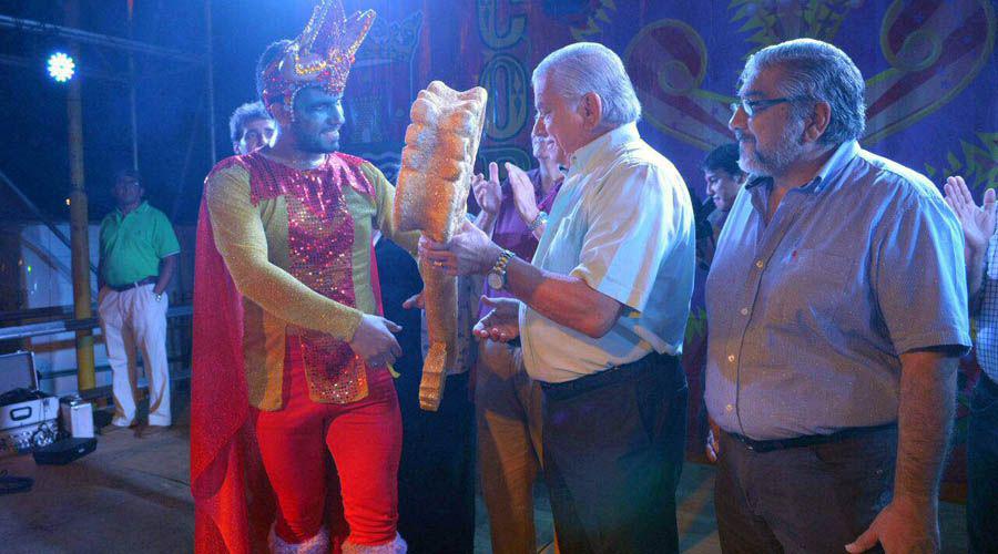 Miles de santiaguentildeos disfrutaron de la apertura a los Corsos de Carnaval 2017