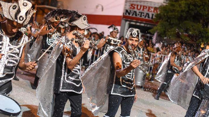 El carnaval loretano dejoacute a su paso una estela de color y ritmo