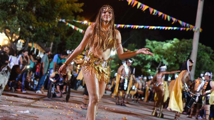 El carnaval loretano dejoacute a su paso una estela de color y ritmo