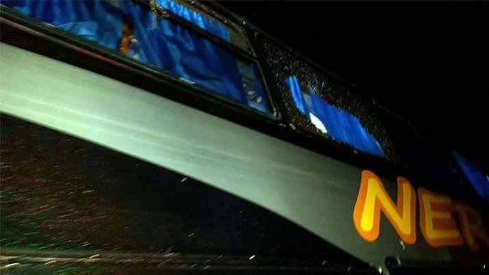 Añatuya- hinchas de Talleres destrozaron el colectivo de Estudiantes