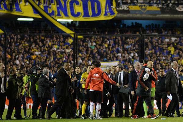 Culpan al club xeneize por los incidentes ante River en la Libertadores