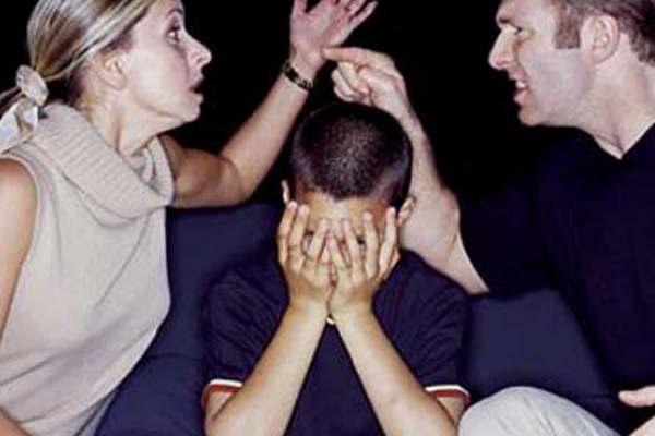 Nintildeos en riesgo de naturalizar violencia de geacutenero al sufrirla