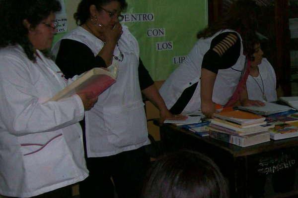 Citan a docentes para inscripción en cargos de director