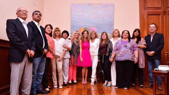 Concejales bandeños distinguieron a la gobernadora