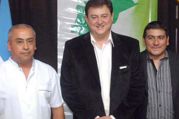 Municipales loretanos tambieacuten recibieron 20-en-porciento- de aumento salarial