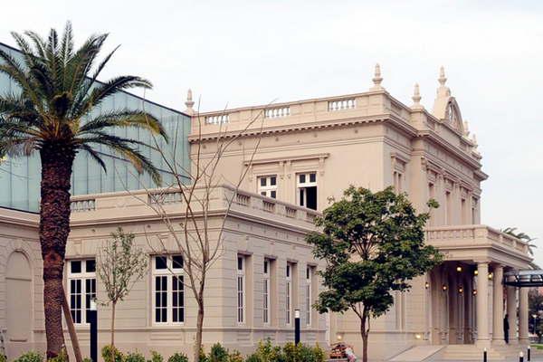 La Direccioacuten de Geacutenero  homenajearaacute a la  mujer en el Foacuterum