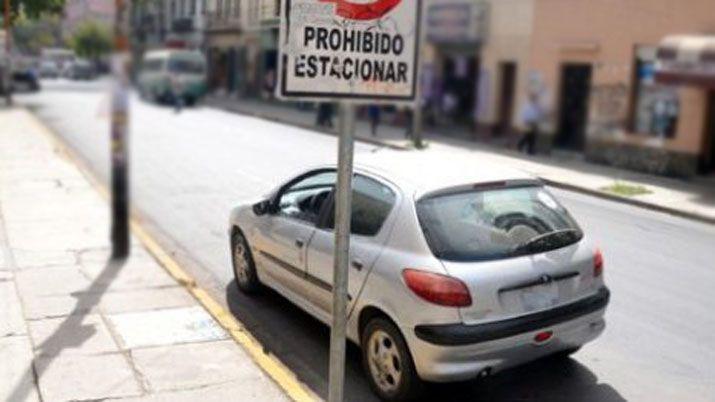 Desde los proacuteximos diacuteas no se podraacute estacionar sobre Avenida Moreno