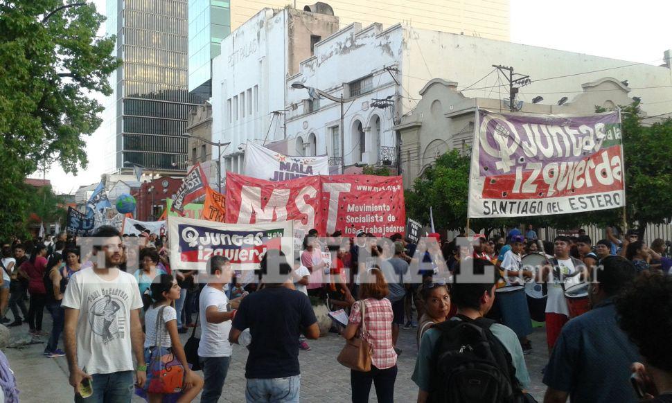 NI UNA MENOS Los santiagueños se sumaron a la marcha nacional