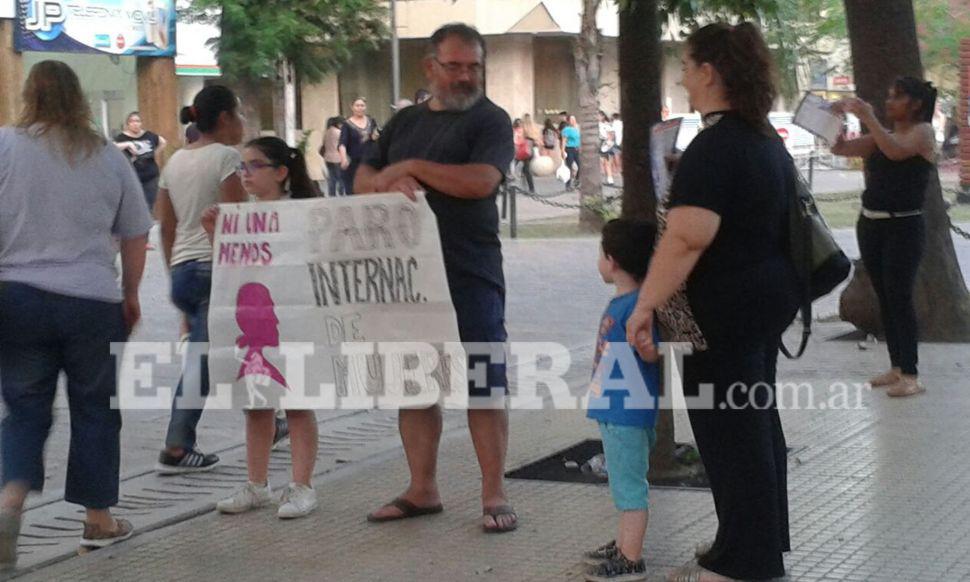 Miraacute las mejores fotos y videos de la marcha por el Diacutea Internacional de la Mujer