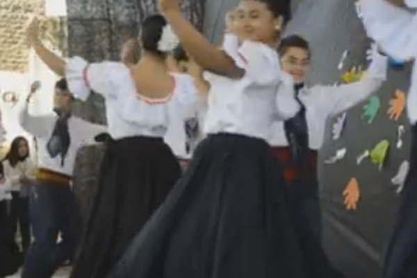 Comenzaron las actividades del ciclo 2017 de la Escuela de Danzas Folcloacutericas Rosina Baumann 
