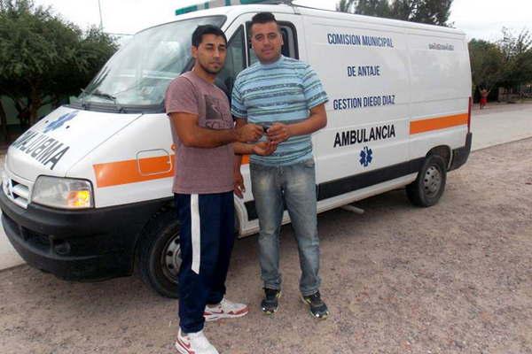 Antajeacute recibioacute una ambulancia  0 km del Gobierno provincial