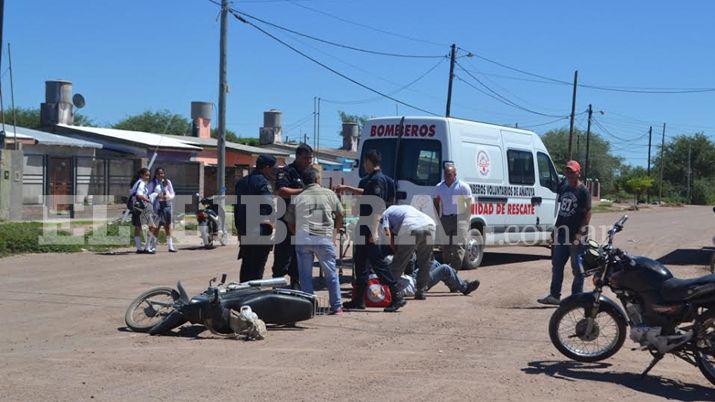 Un herido tras violenta colisioacuten de motos