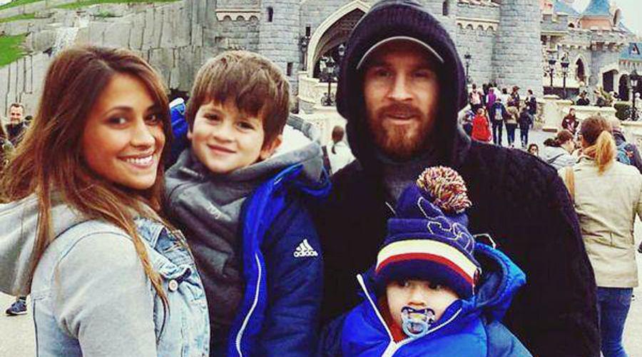 Escapada relaacutempago de Messi y familia