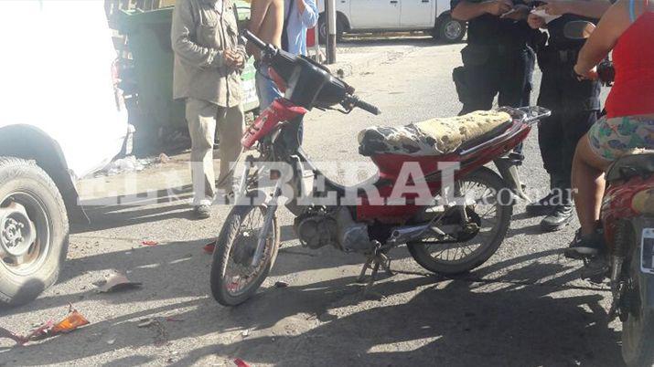 Tres menores heridos luego de chocar una camioneta estacionada