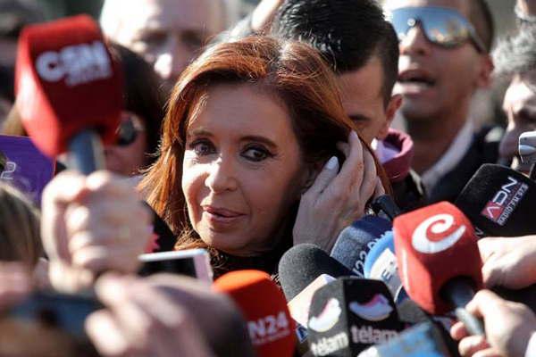 Solicitan informes sobre los teleacutefonos de la ex presidenta y de Julio De Vido