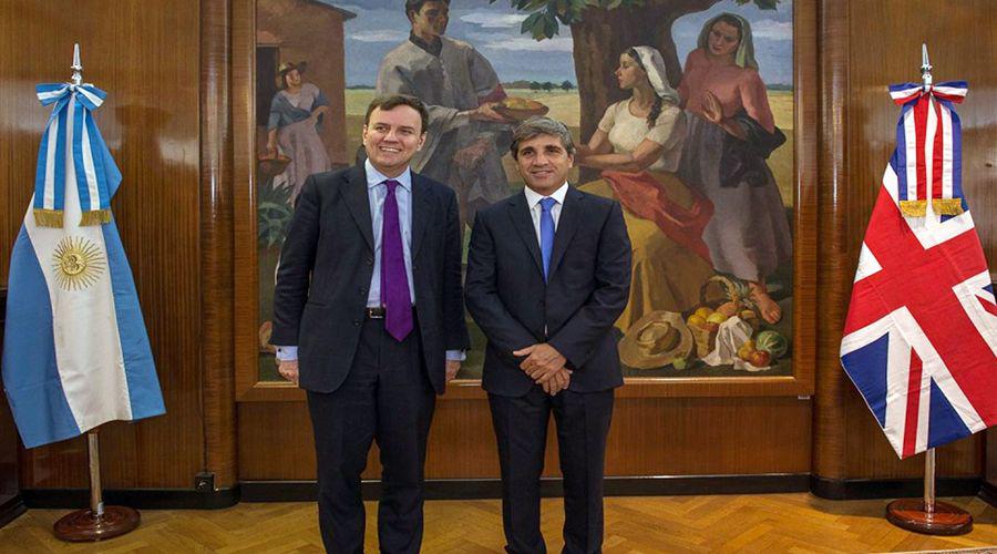 Gran Bretantildea aportaraacute creacuteditos para promover inversiones en la Argentina