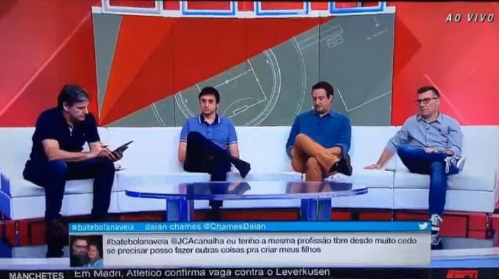 Periodista deportivo abre el gemido de WhatsApp en un programa en vivo