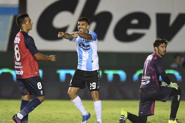 Rafaela sumoacute tres puntos importantes en Sarandiacute 