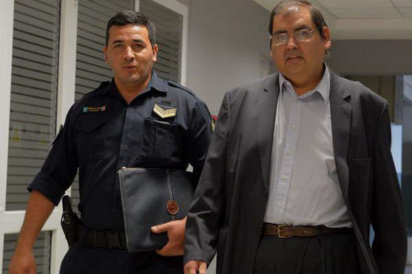 Pericaacutes recusoacute al juez Alarcoacuten y apeloacute la fianza