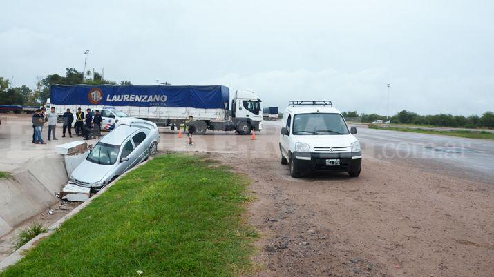 Volviacutean de un juicio y cayeron en una zanja