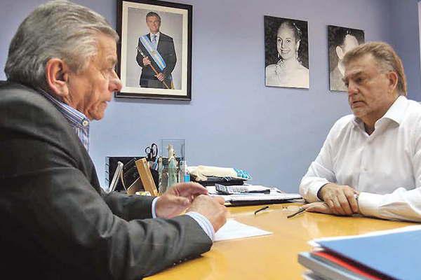 Infante gestiona en Nacioacuten financiamiento para obras de desaguumle