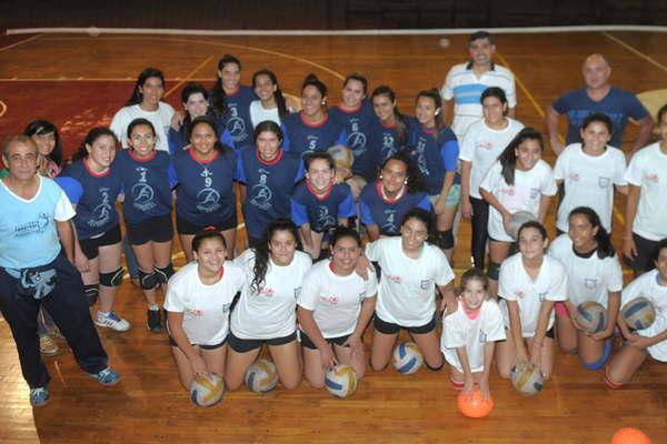 Santiago Voley y Juventud se unen para crecer  