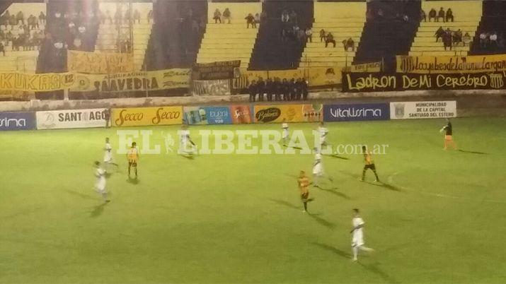 Mitre le ganoacute a Unioacuten Aconquija