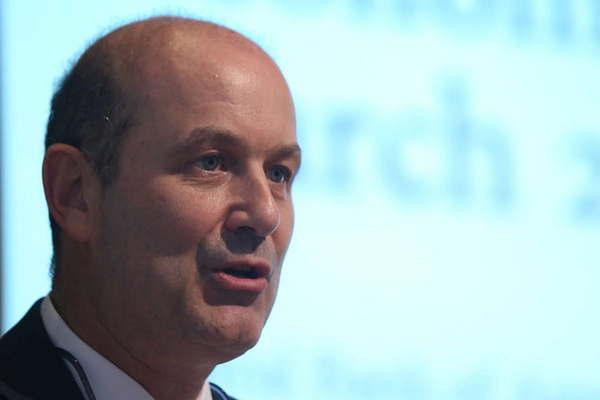 Para Sturzenegger no hay margen para relajar la poliacutetica monetaria